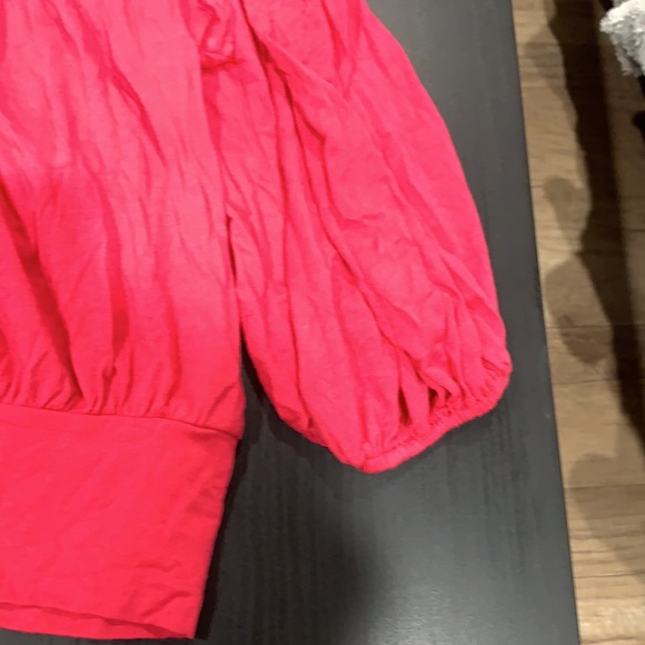 Top - Picture 3 of 5